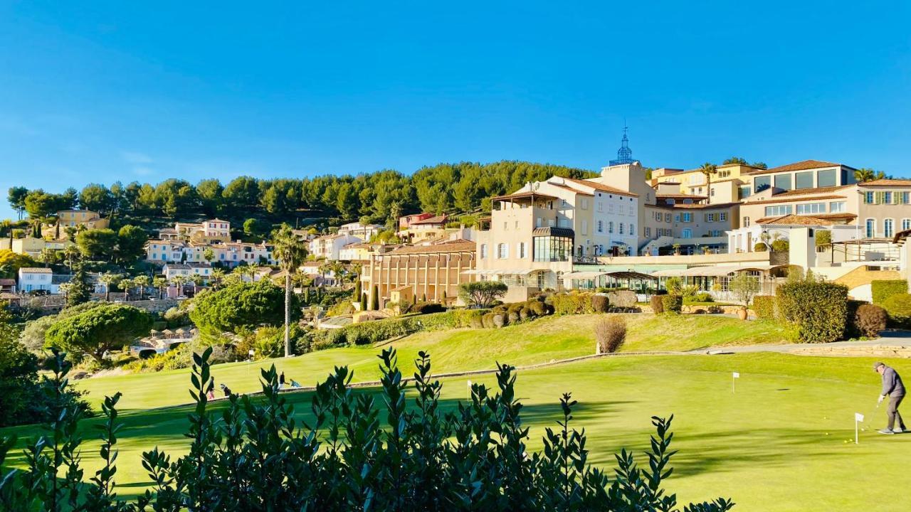 Hameau Des Amandiers-Vue Mer & Golf Saint-Cyr-sur-Mer Exterior photo